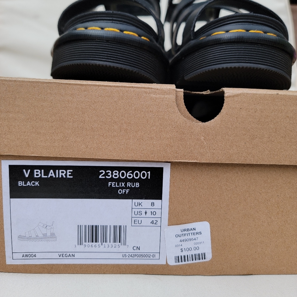 Black Vegan Blaire Dr. Martens women's sandals size 10 - Picture 5 of 5